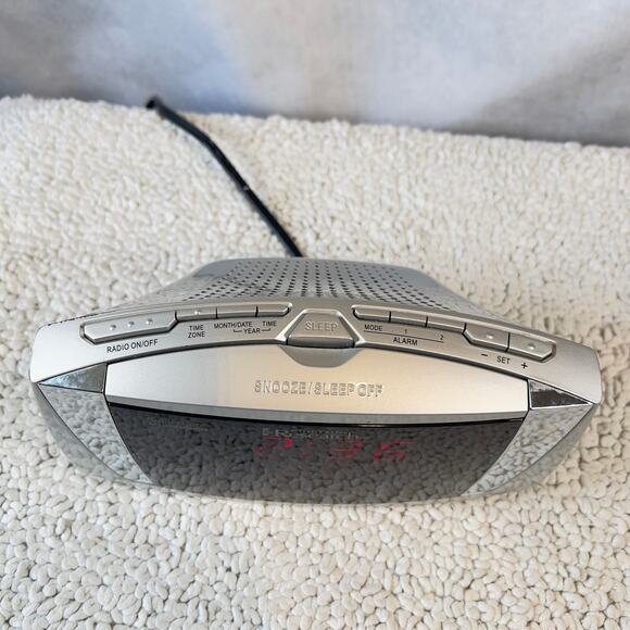 Emerson Research Smart Set System Dual Alarm Clock AM/FM Radio CKS5055B Vintage - Picture 4 of 13